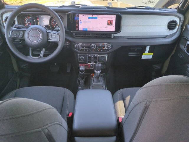 2025 Jeep Gladiator Willys