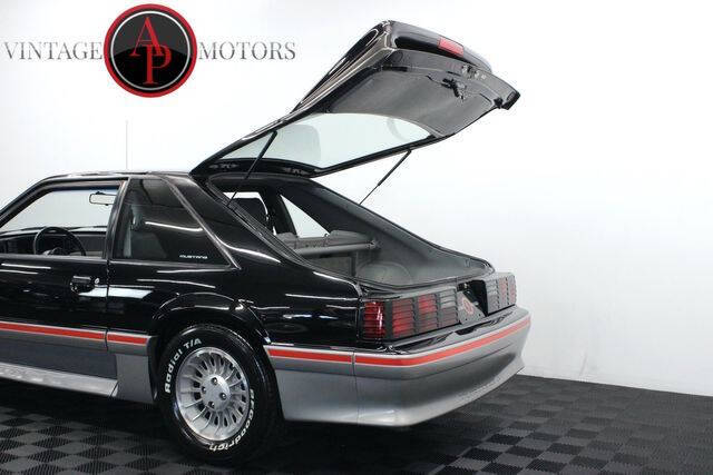 1987 Ford Mustang GT