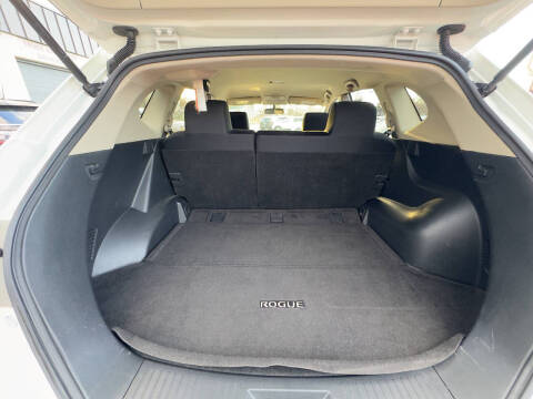 2011 Nissan Rogue S Krom