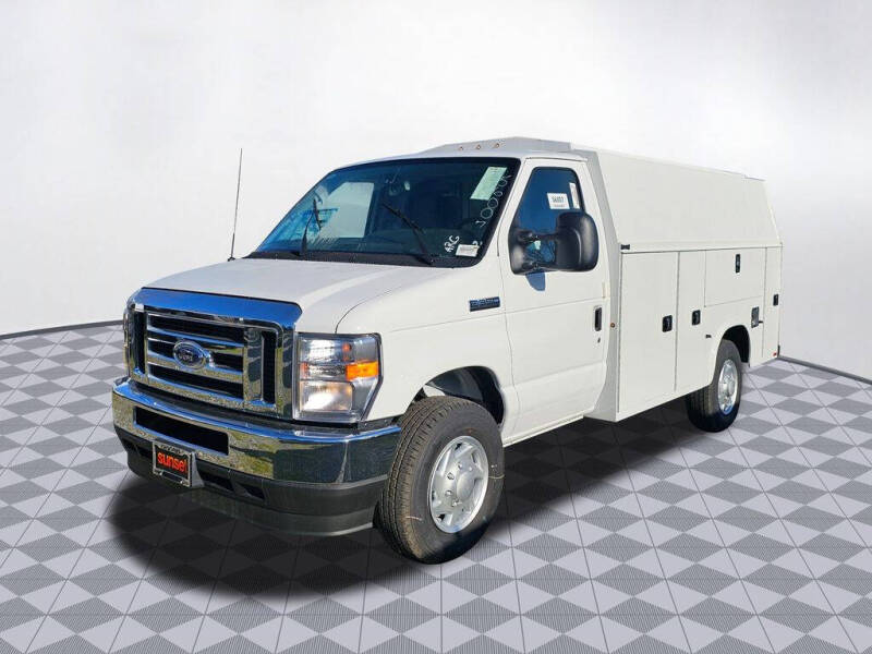 2025 Ford E-Series