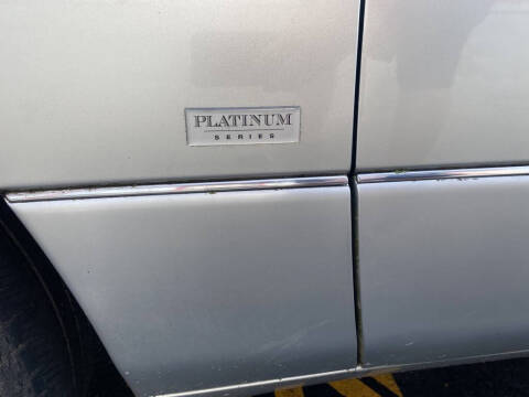 2000 Lexus LS 400