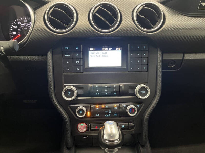 2020 Ford Mustang EcoBoost