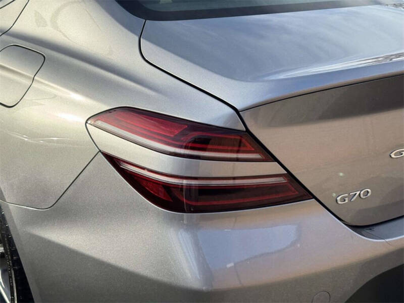 2026 Genesis G70 2.5T Standard