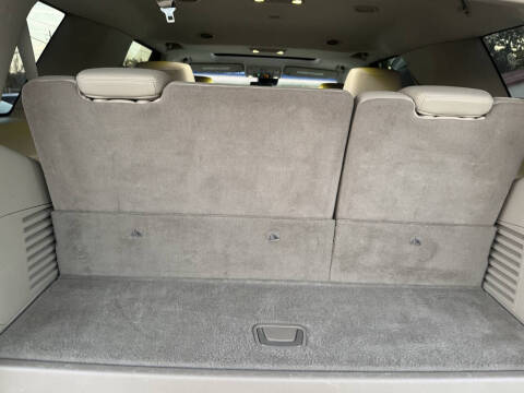 2017 Cadillac Escalade Luxury