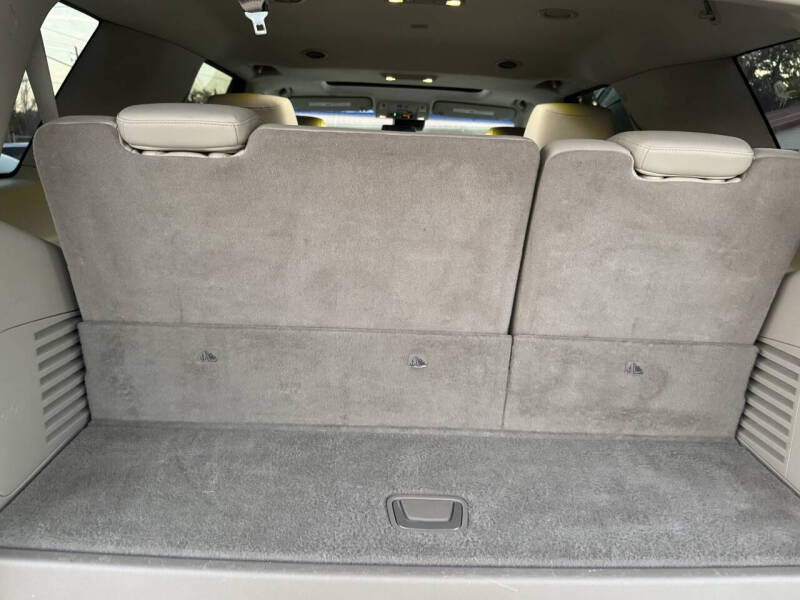 2017 Cadillac Escalade Luxury