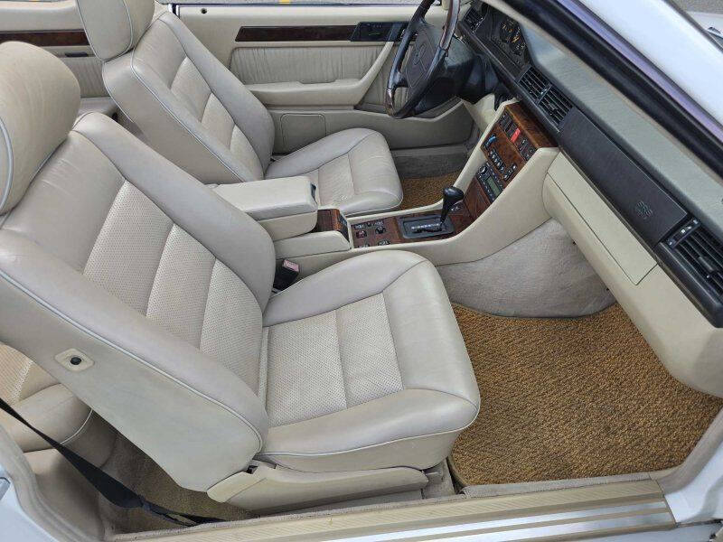 1995 Mercedes-Benz E-Class E 320