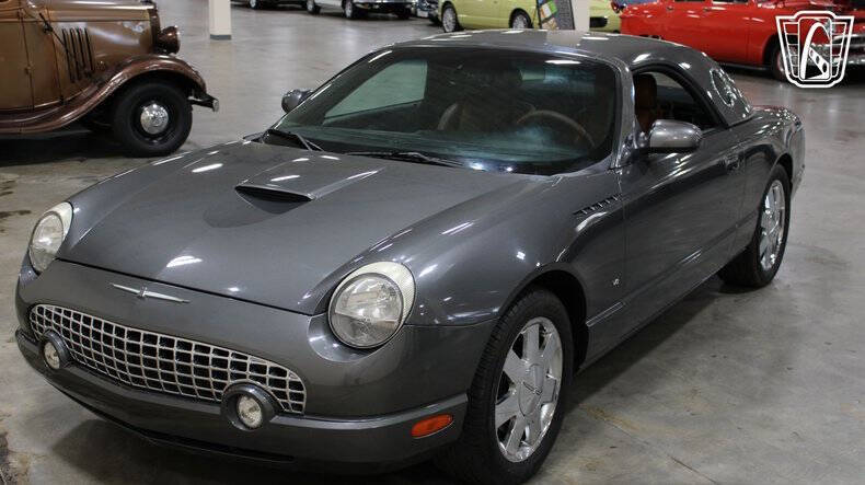 2003 Ford Thunderbird