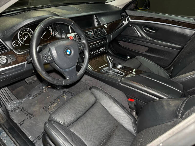 2016 BMW 5 Series 535i