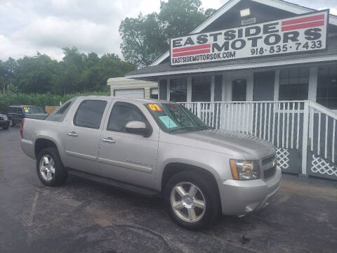 2007 Chevrolet Avalanche for sale at EASTSIDE MOTORS in Tulsa OK