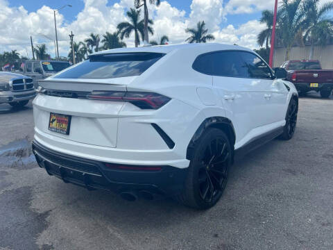 2019 Lamborghini Urus