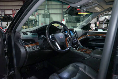 2018 Cadillac Escalade ESV Luxury