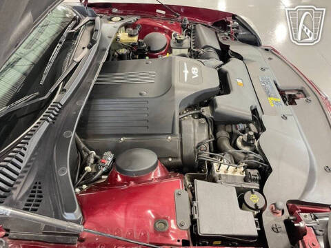 2004 Ford Thunderbird Deluxe