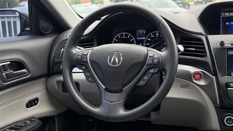 2017 Acura ILX