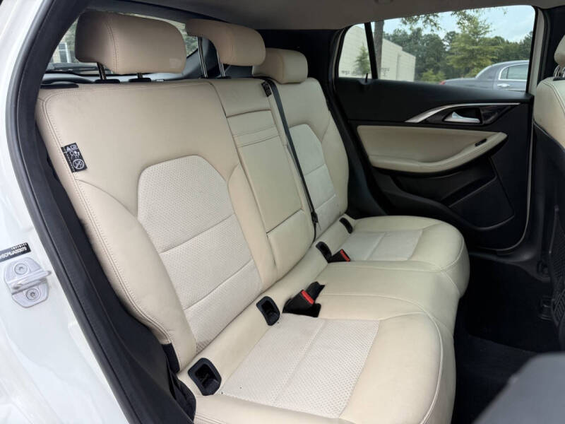 2018 Infiniti QX30 Luxe