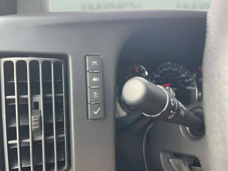 2023 GMC Savana 2500