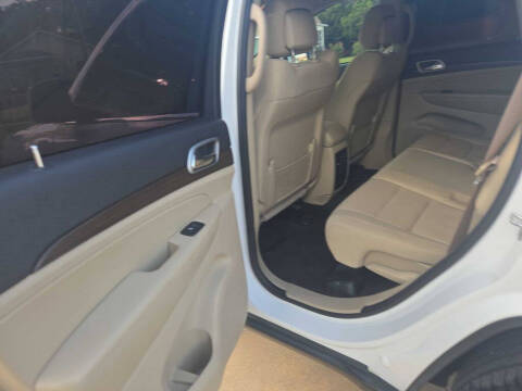 2018 Jeep Grand Cherokee Laredo