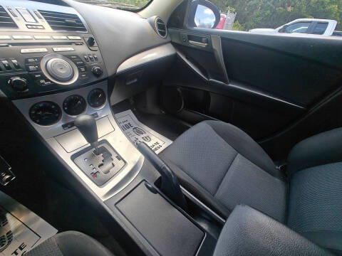 2011 Mazda MAZDA3 i Touring
