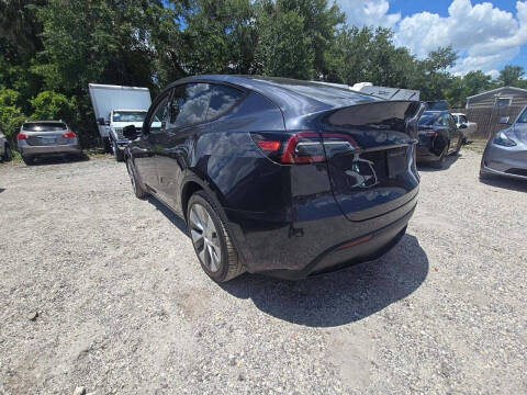2024 Tesla Model Y Long Range
