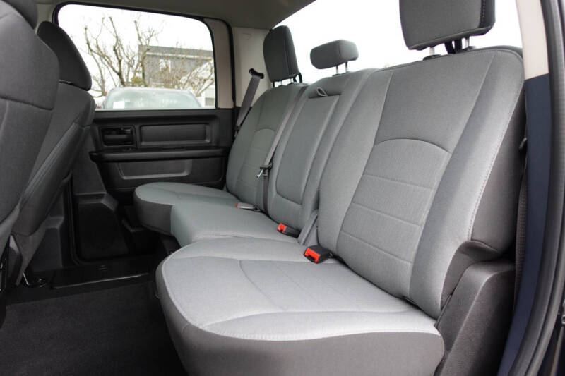 2023 RAM 1500 Classic Express