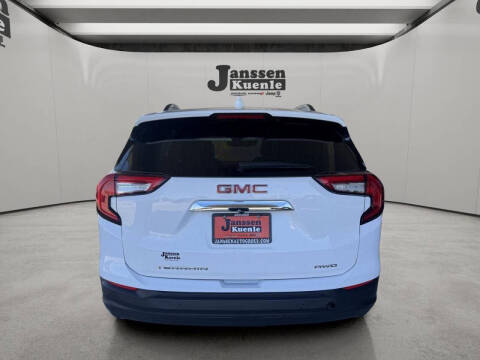 2022 GMC Terrain SLE