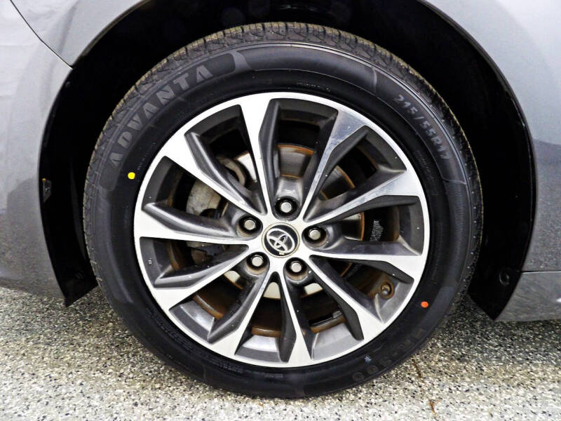 2016 Toyota Avalon XLE