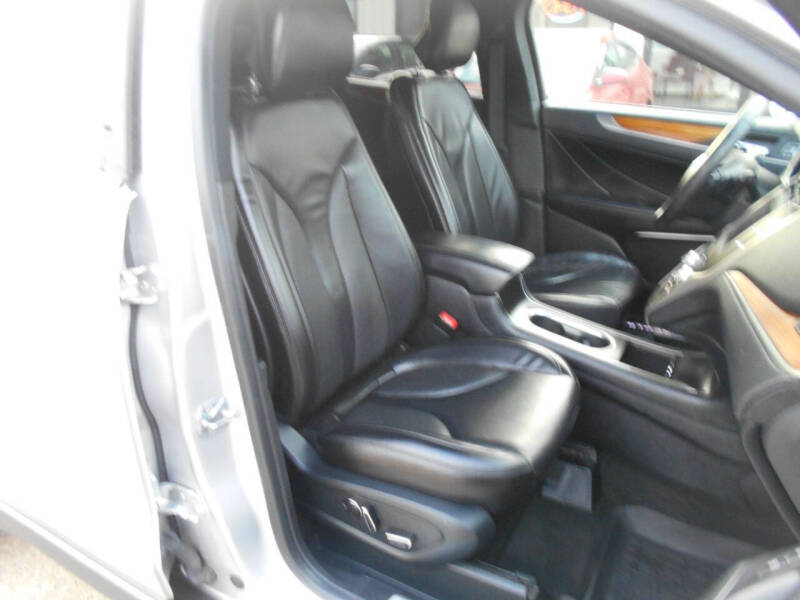 2019 Lincoln MKC Select