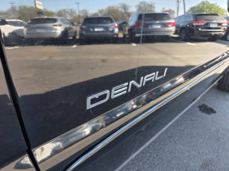 2003 GMC Sierra 1500 Denali