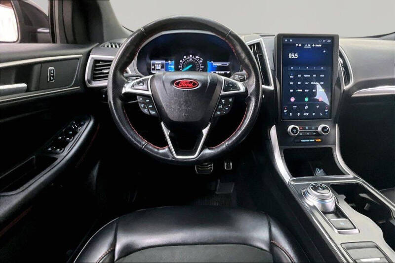 2022 Ford Edge ST-Line