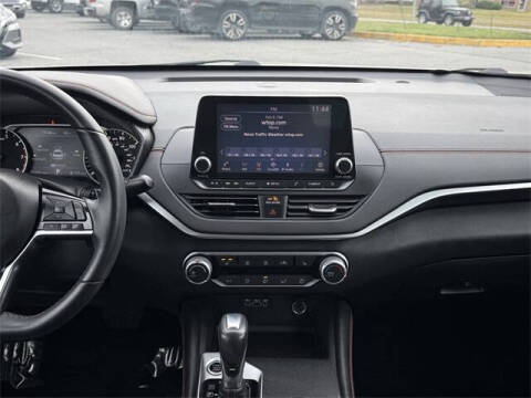 2020 Nissan Altima 2.5 SR