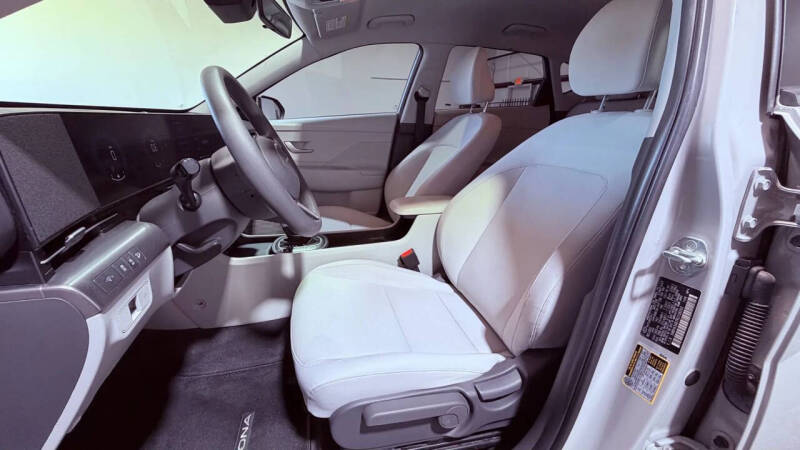 2024 Hyundai Kona SE