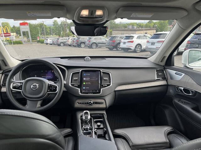 2023 Volvo XC90 B6 Ultimate Bright Theme 7P