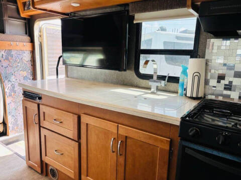 2016 Winnebago Spirit 31K