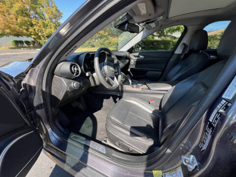 2019 Alfa Romeo Giulia Ti