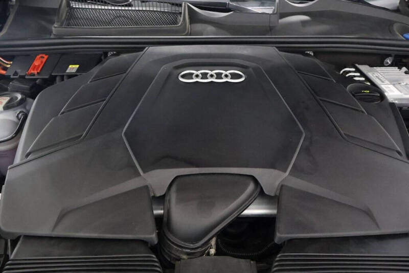 2023 Audi Q7 quattro Premium Plus 55 TFSI