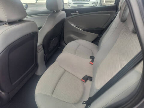 2016 Hyundai Accent SE
