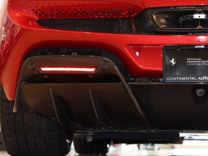 2024 Ferrari 296 GTS