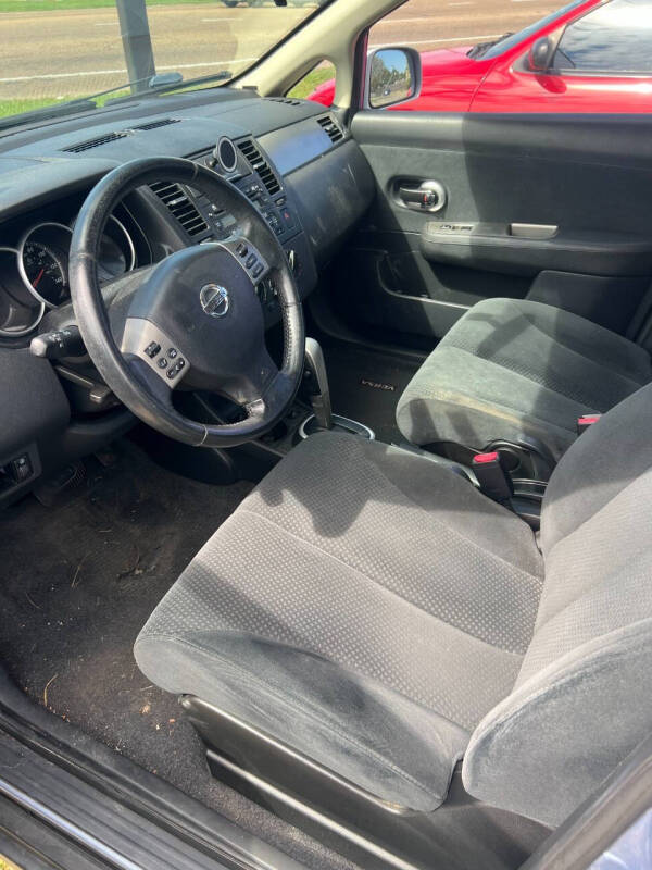 2012 Nissan Versa 1.8 S