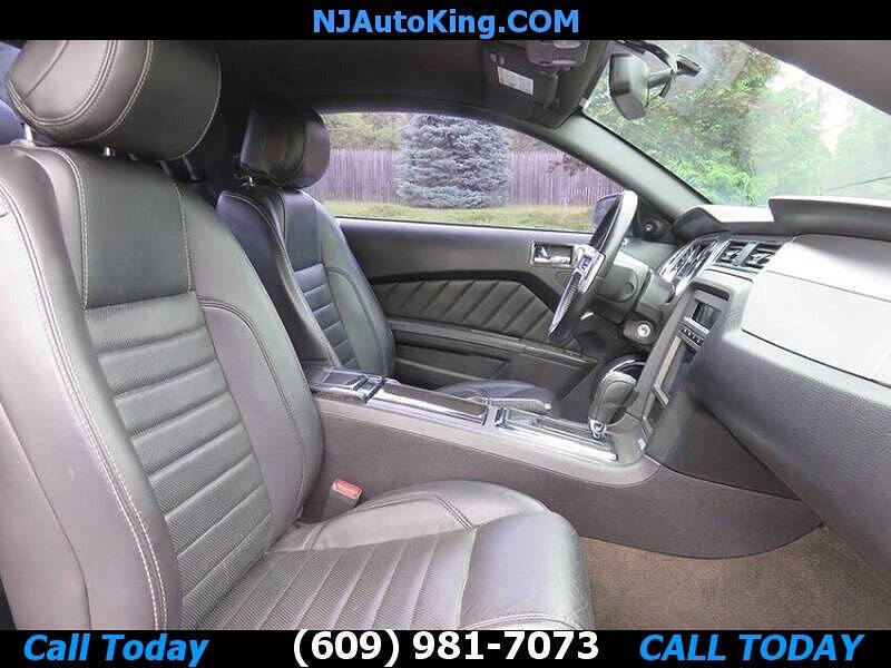 2014 Ford Mustang V6 Premium