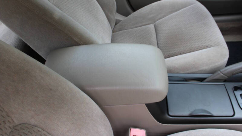 2002 Toyota Camry LE