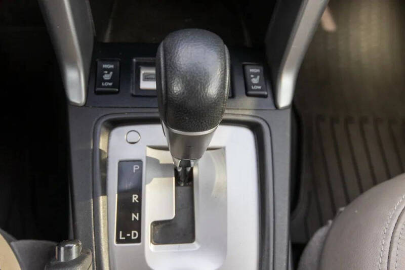 2014 Subaru Forester 2.5i Touring