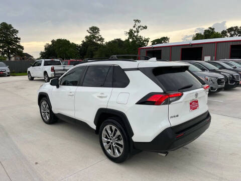 2020 Toyota RAV4 XLE Premium