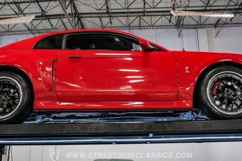 2004 Ford Mustang SVT Cobra