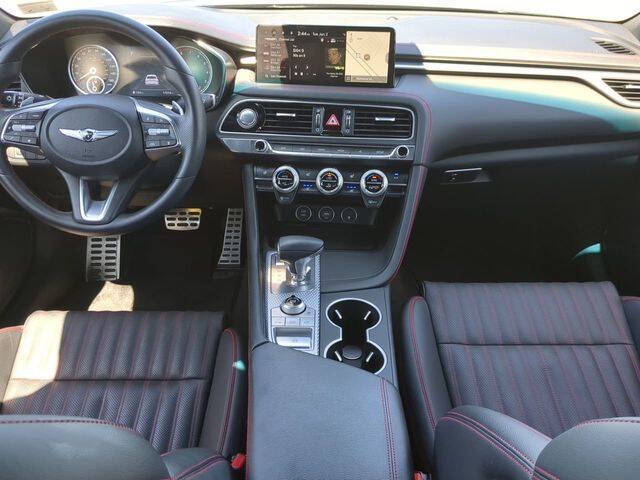 2023 Genesis G70