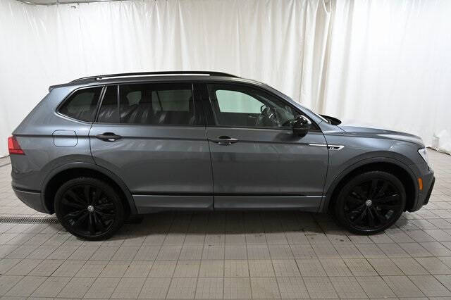 2021 Volkswagen Tiguan SE R-Line Black