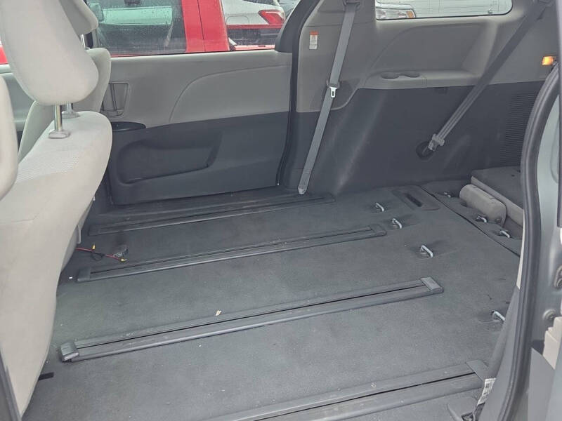 2020 Toyota Sienna L 7-Passenger