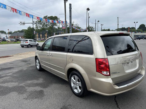 2013 Dodge Grand Caravan SE
