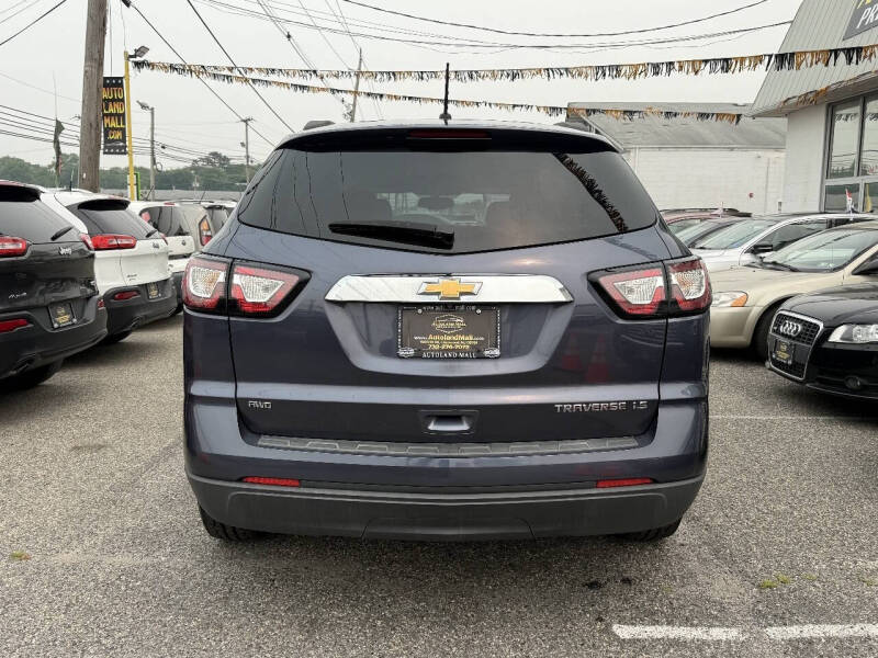 2013 Chevrolet Traverse LS