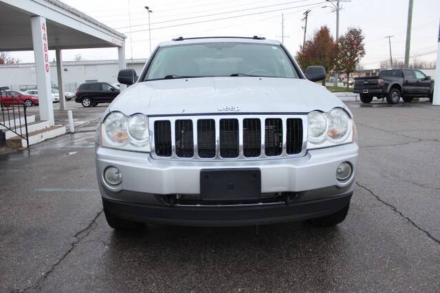 2007 Jeep Grand Cherokee Limited photo 2