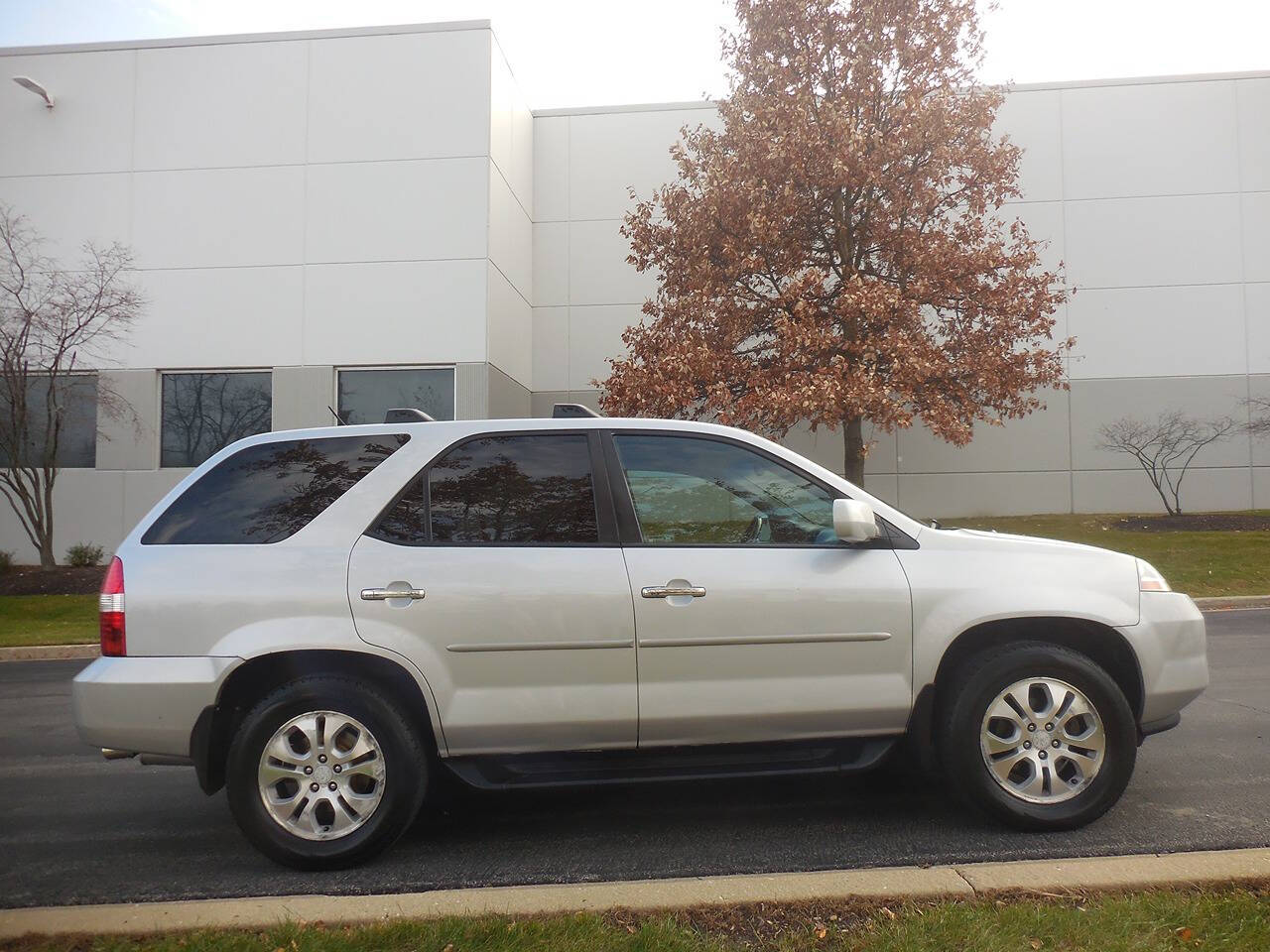 2003 Acura MDX for sale at Genuine Motors in Schaumburg, IL