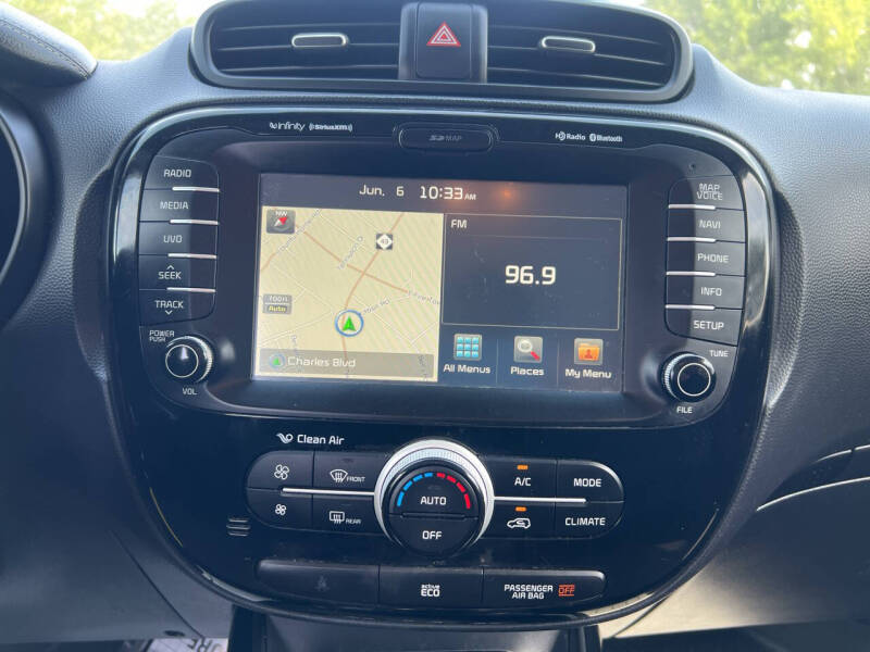 2016 Kia Soul +